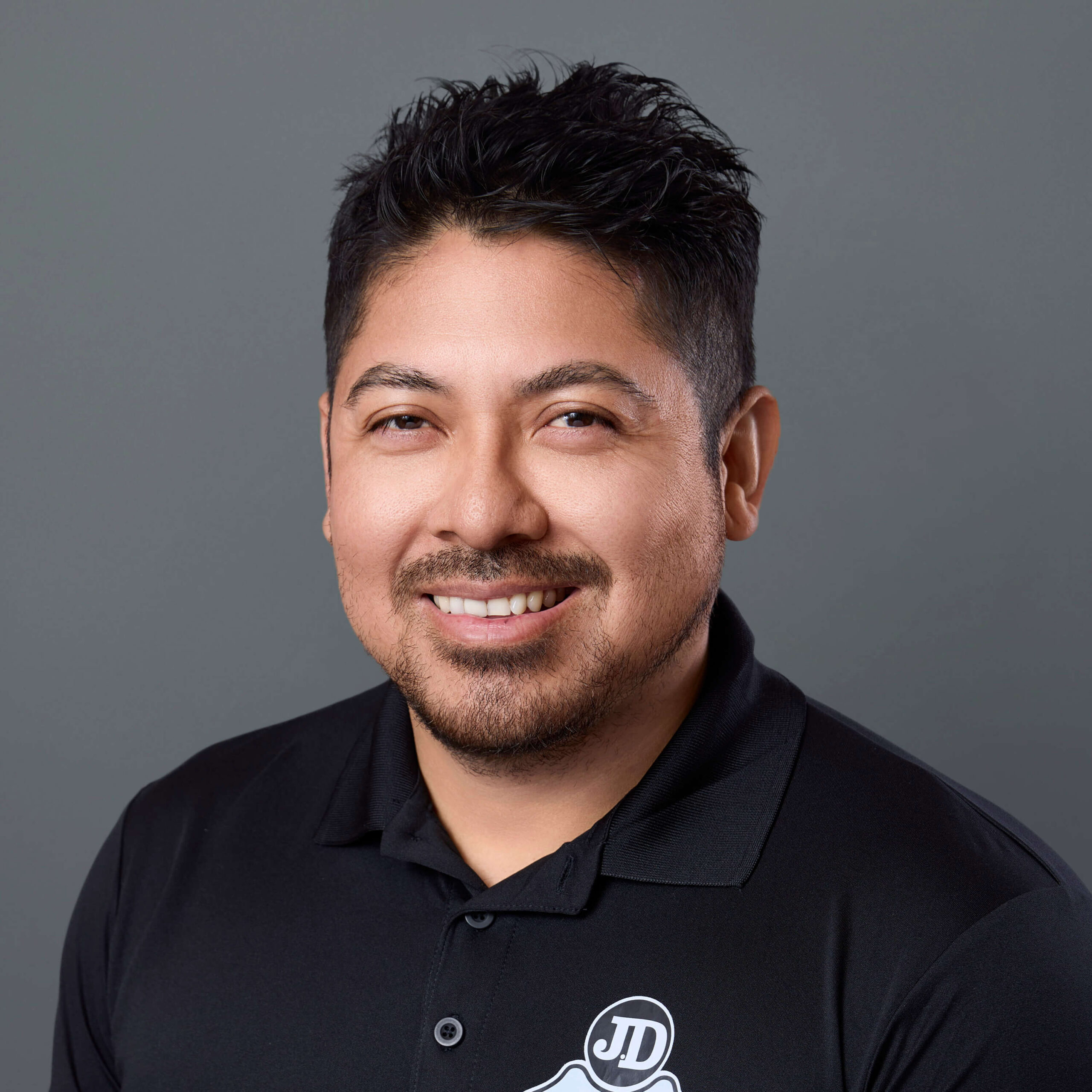JDSteel Employee Jona Avila Headshot